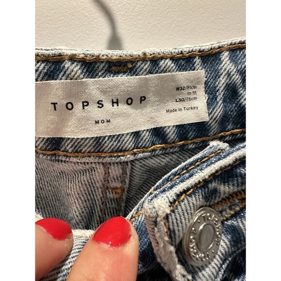 Women’s topshop ripped denim light wash high rise mom jeans 32x30 - Picture 4 of 4